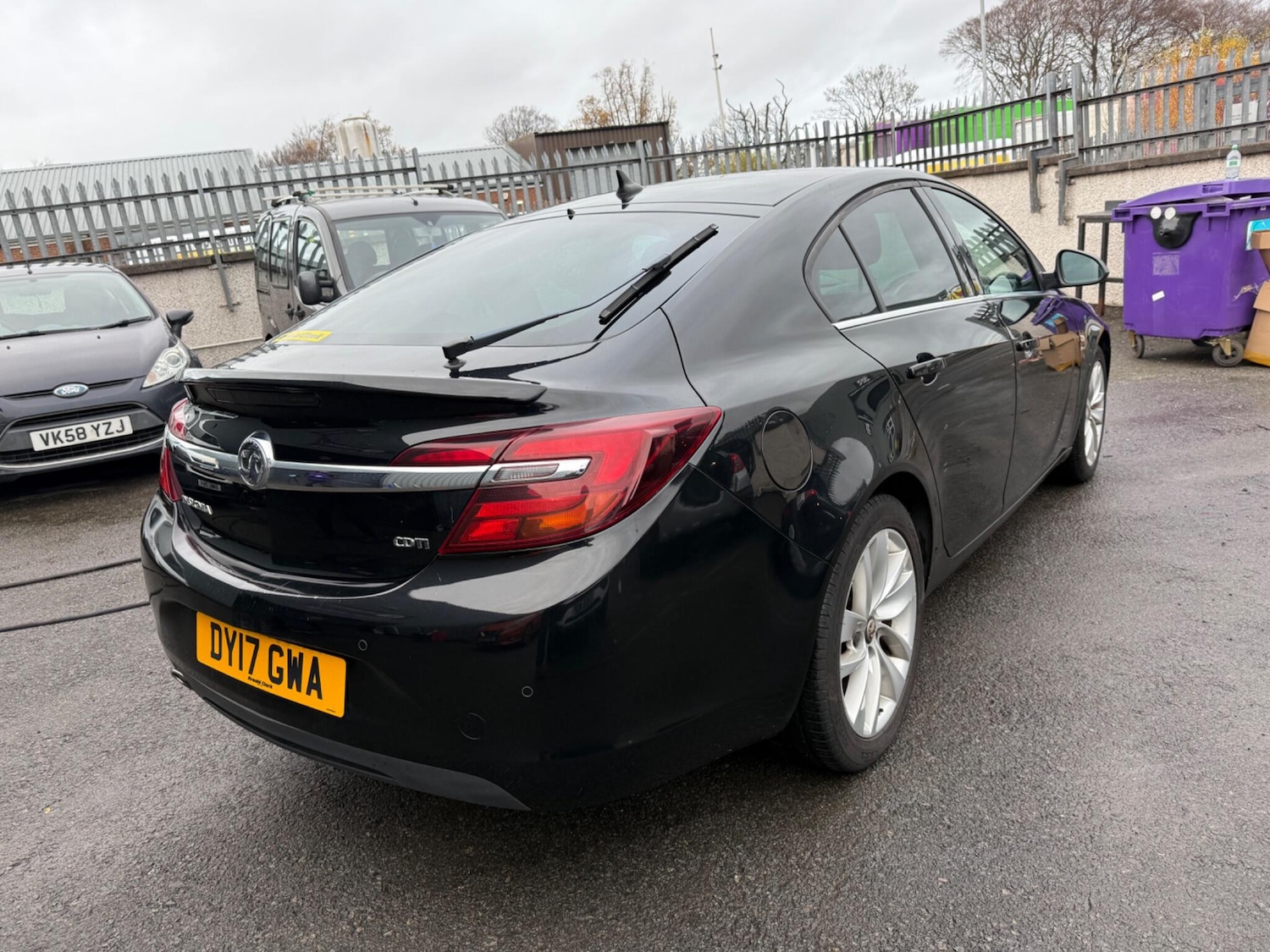 Used Vauxhall Insignia 2017 for sale - 76620036: Photo 3