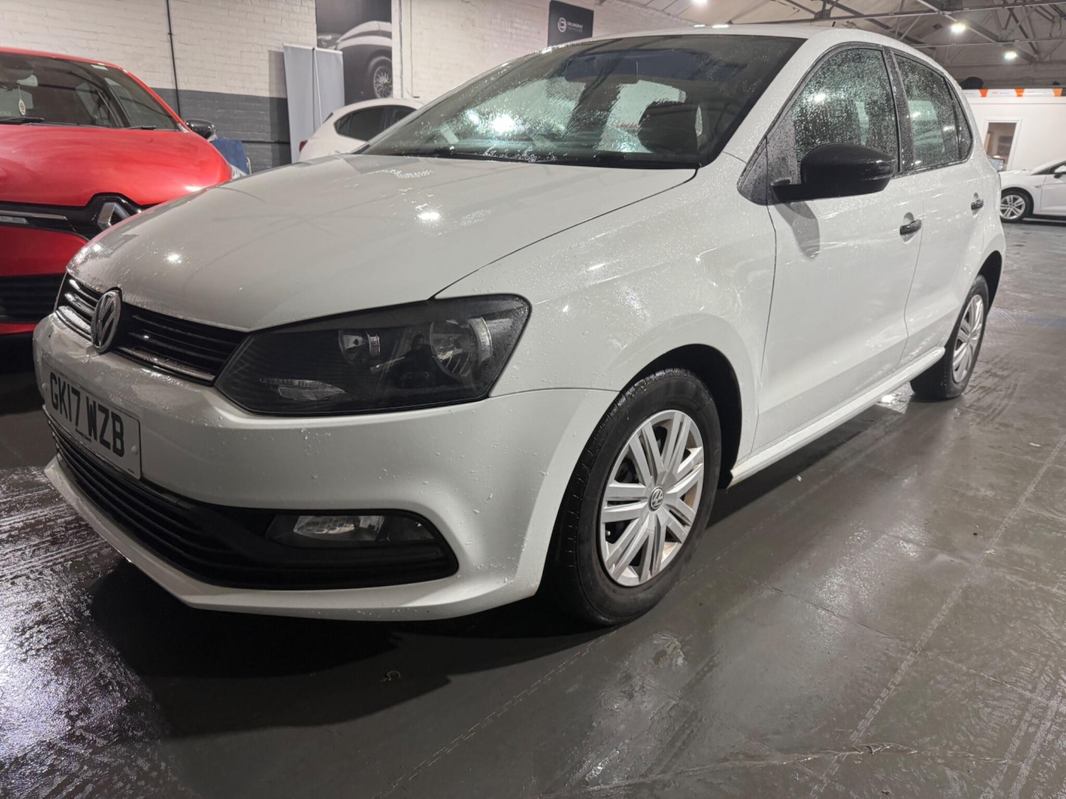 Used Volkswagen Polo 2017 for sale - 76727667: Photo 3
