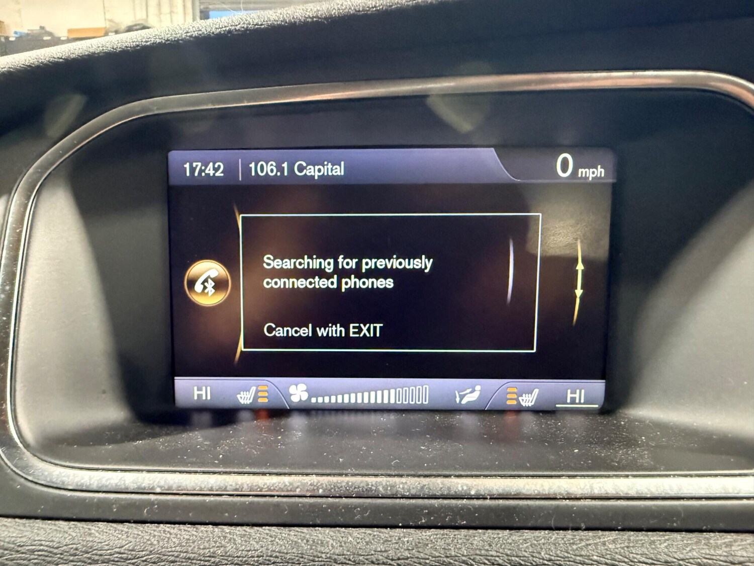 Used Volvo V40 for sale - 77658733: Photo 9