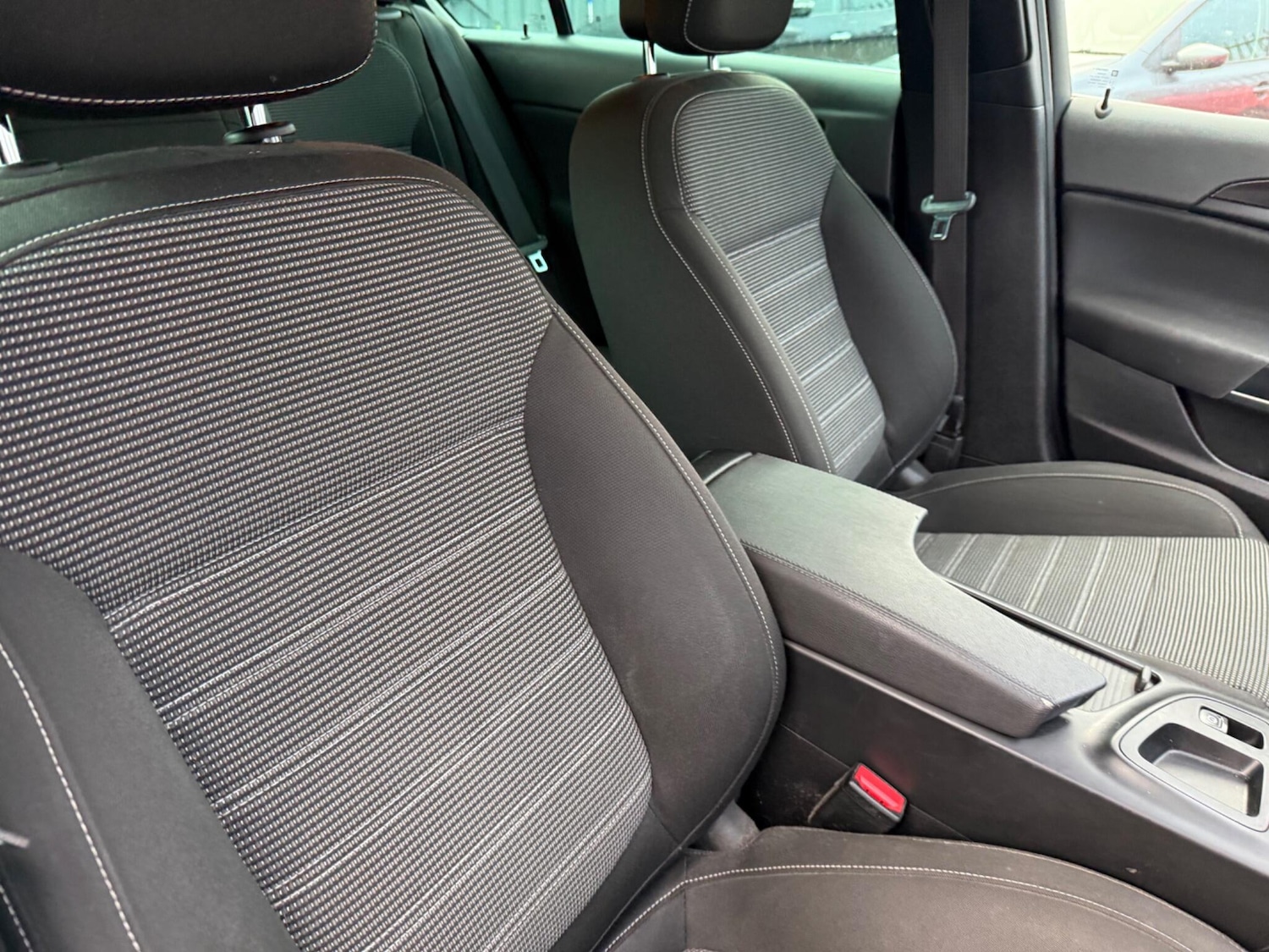 Used Vauxhall Insignia 2016 for sale - 76742735: Photo 8