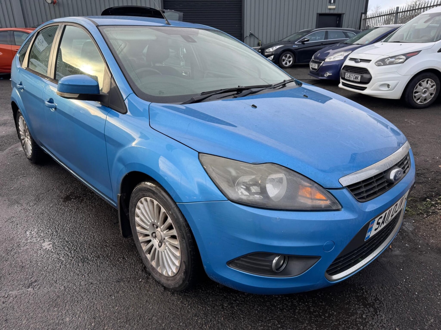 Used Ford Focus 2011 for sale - 77230111: Photo 5