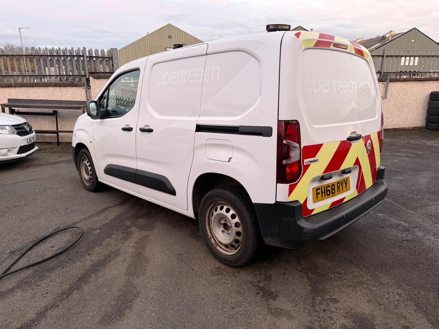 Used Vauxhall Combo 2019 for sale - 76619969: Photo 3
