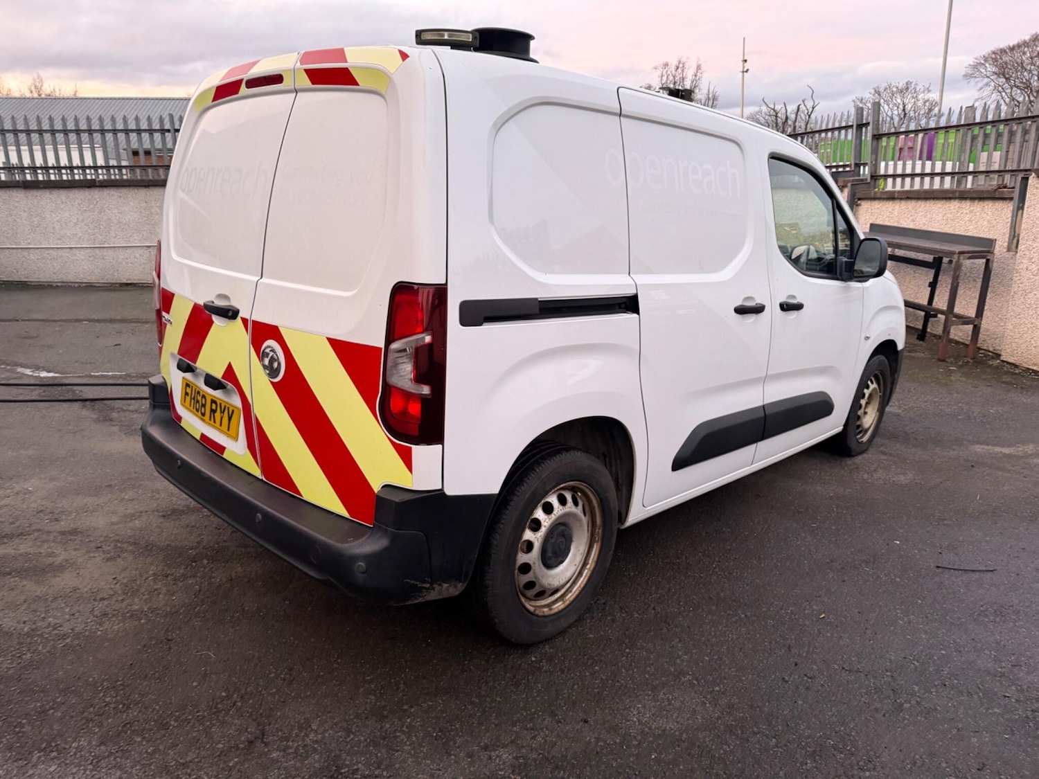 Used Vauxhall Combo 2019 for sale - 76619969: Photo 4