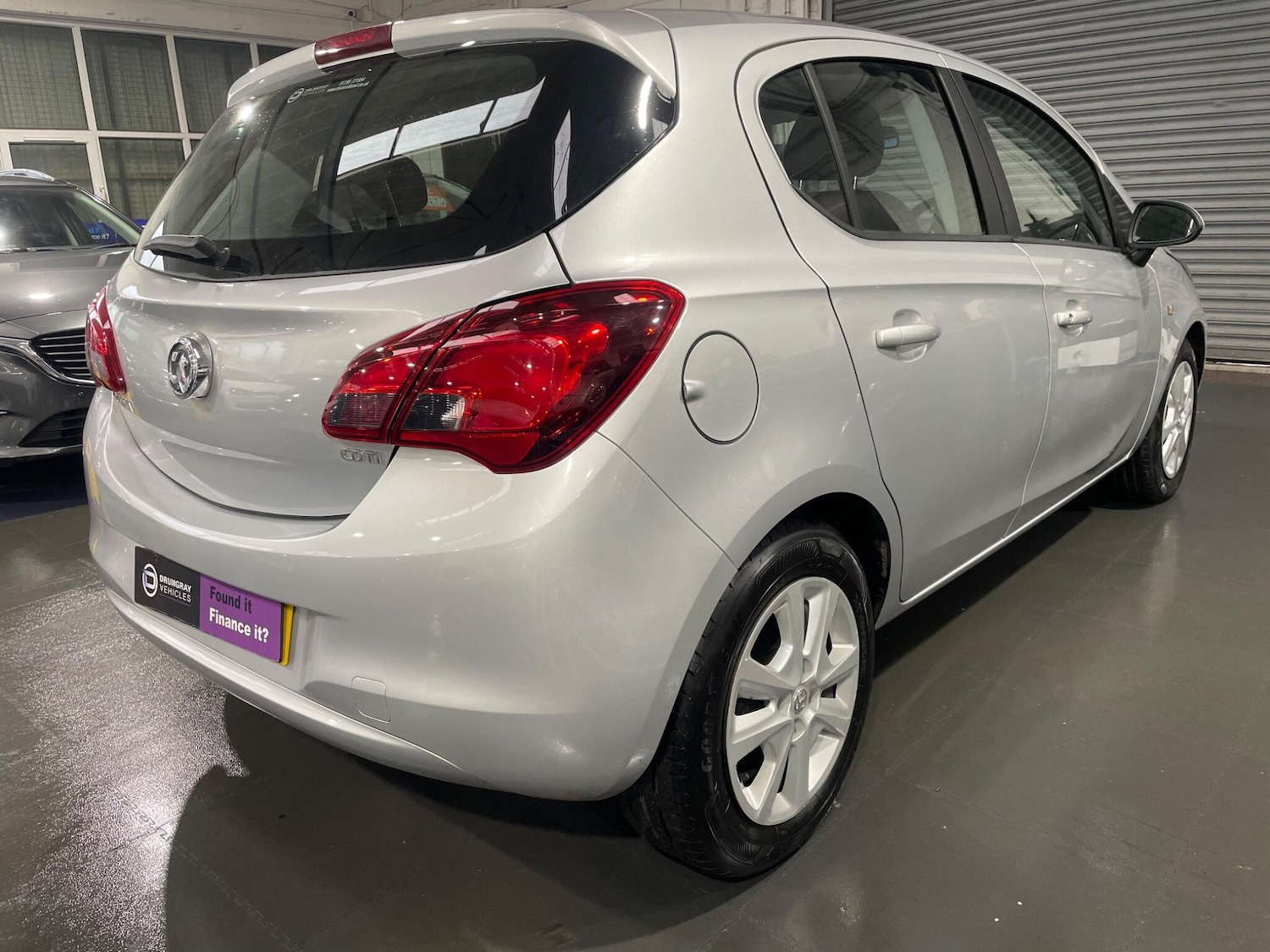 Used Vauxhall Corsa 2017 for sale - 77344002: Photo 10