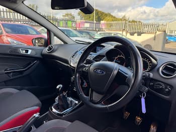 Used Ford Fiesta 2016 for sale - 79741229: Photo