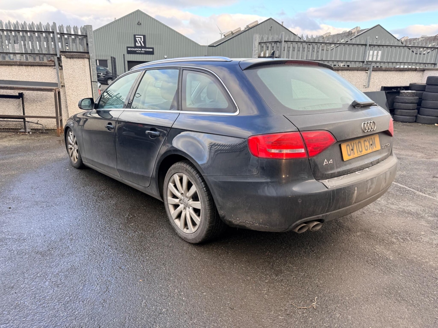 Used Audi A4 2010 for sale - 77387189: Photo 2