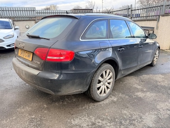 Used Audi A4 Avant 2010 for sale - 77387189: Photo