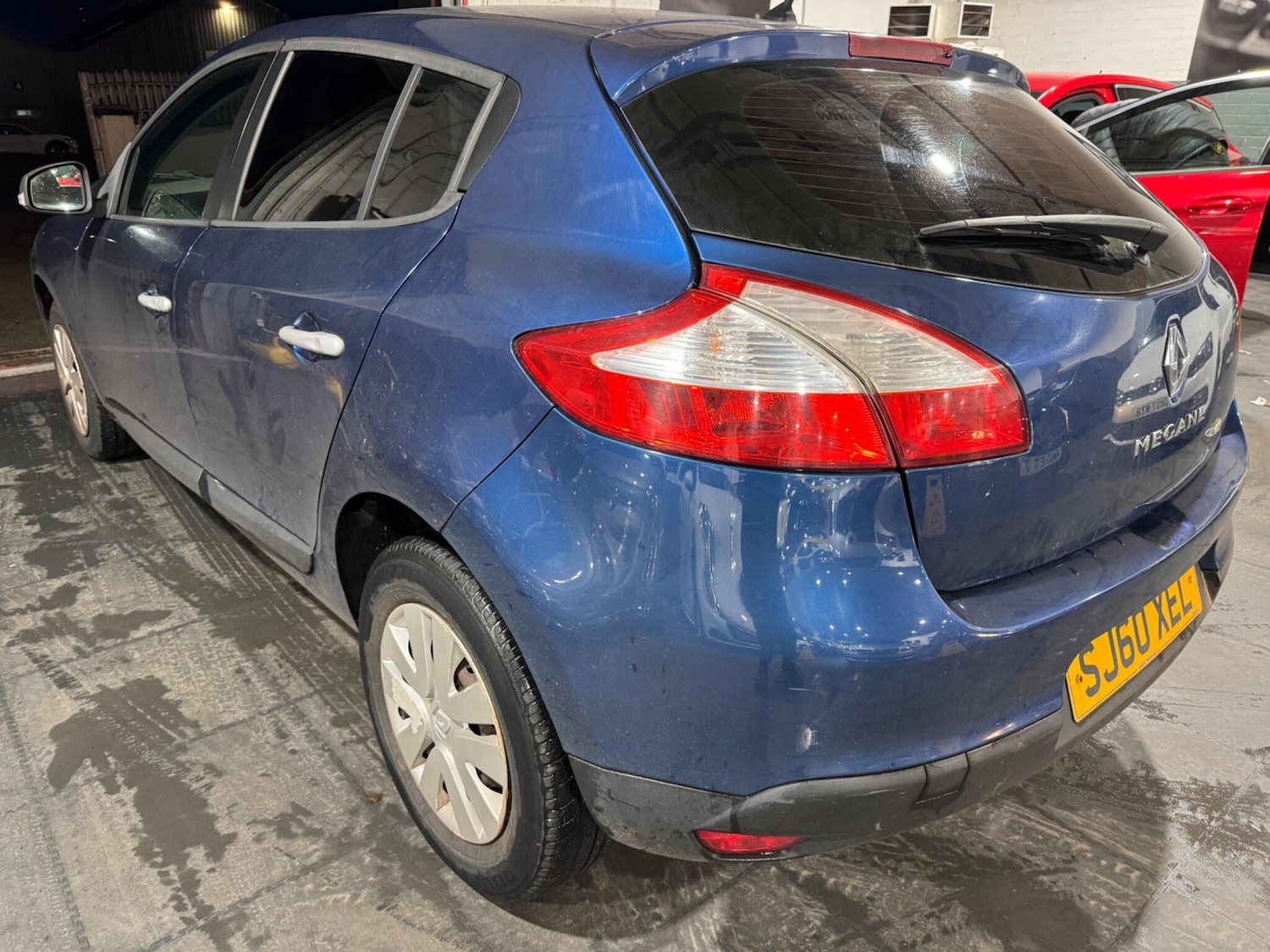 Used Renault Megane 2010 for sale - 76913157: Photo 3