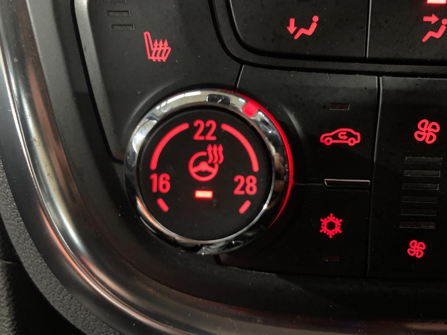 Used Vauxhall Mokka 2015 for sale - 76584669: Photo 18