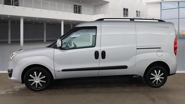 Used Vauxhall Combo 2015 for sale - 77358504: Photo 4