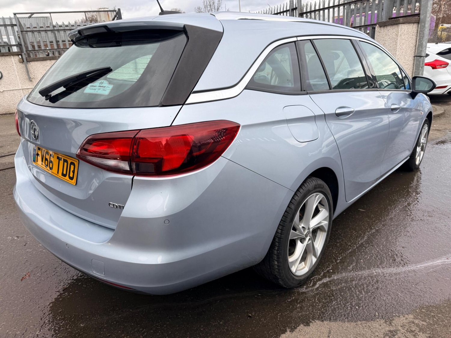 Used Vauxhall Astra for sale - 78115115: Photo 4