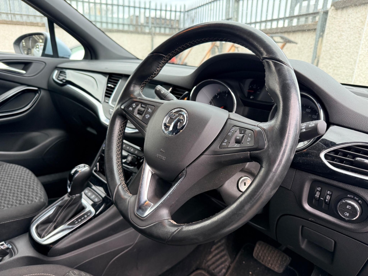 Used Vauxhall Astra for sale - 78115115: Photo 5