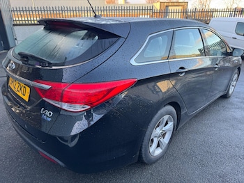 Used Hyundai i40 2012 for sale - 77214940: Photo