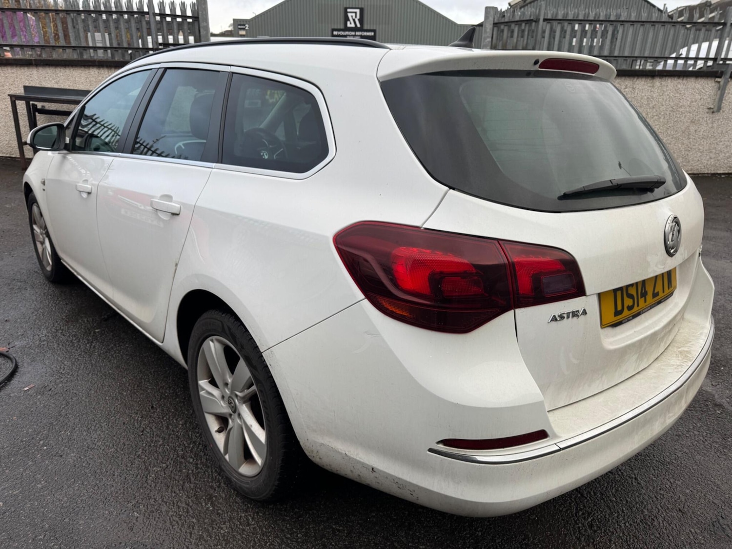 Used Vauxhall Astra 2014 for sale - 76728287: Photo 3