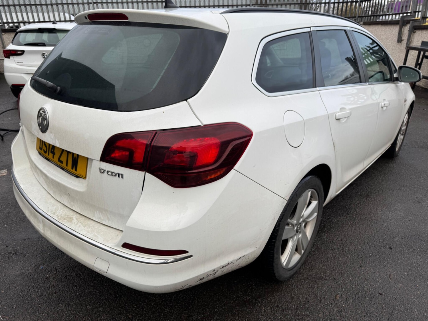 Used Vauxhall Astra 2014 for sale - 76728287: Photo 4
