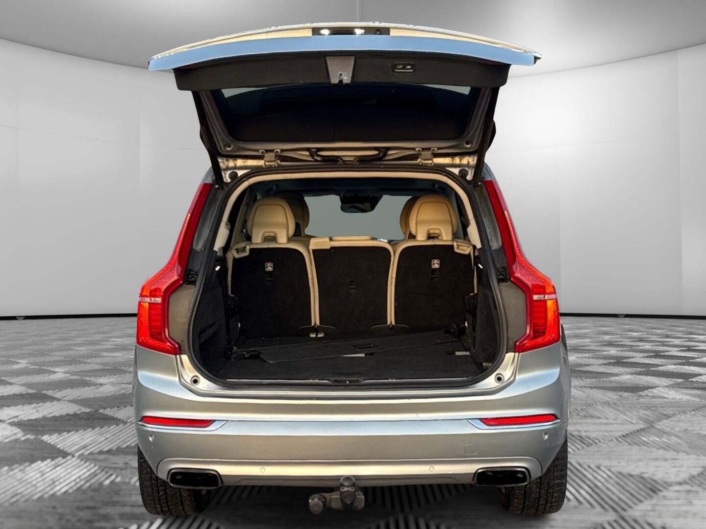 Used Volvo XC90 2015 for sale - 76659313: Photo 10