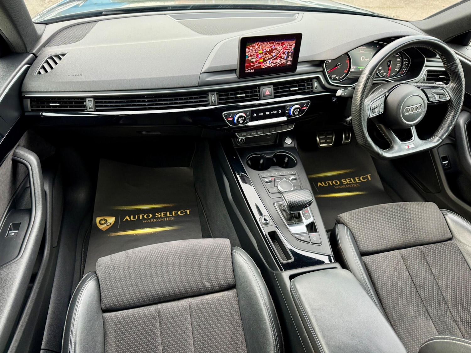 Used Audi A4 Avant 2019 for sale - 76446677: Photo 15