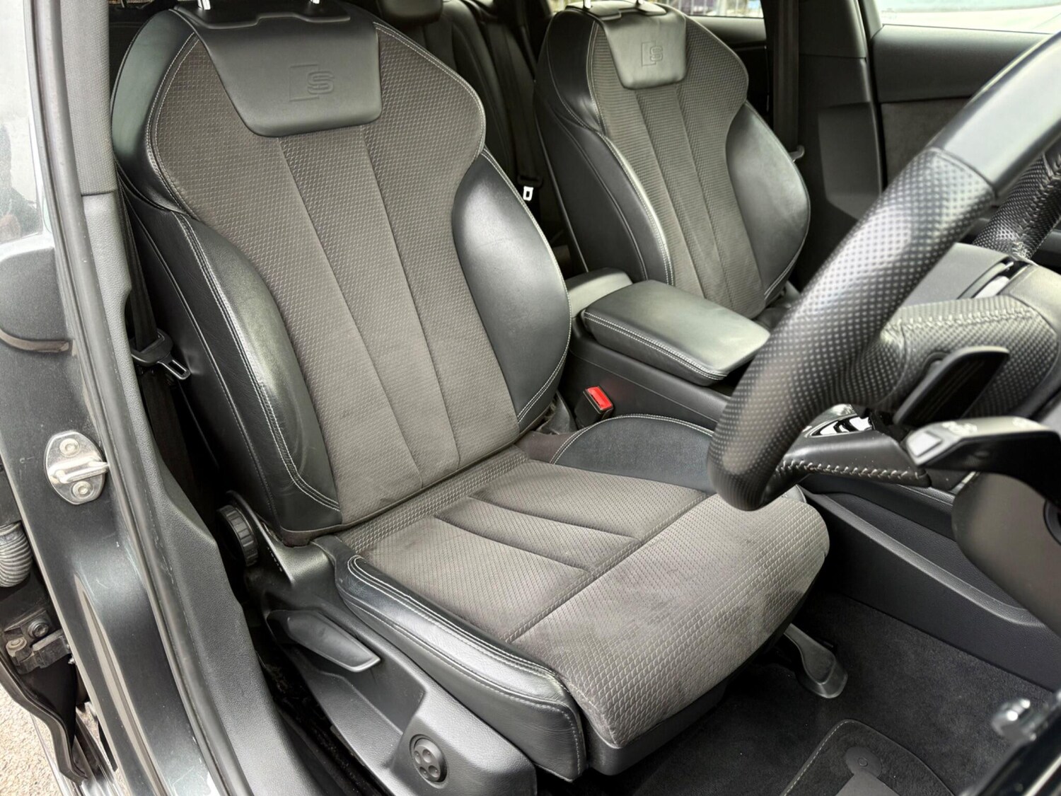 Used Audi A4 Avant 2019 for sale - 76446677: Photo 16