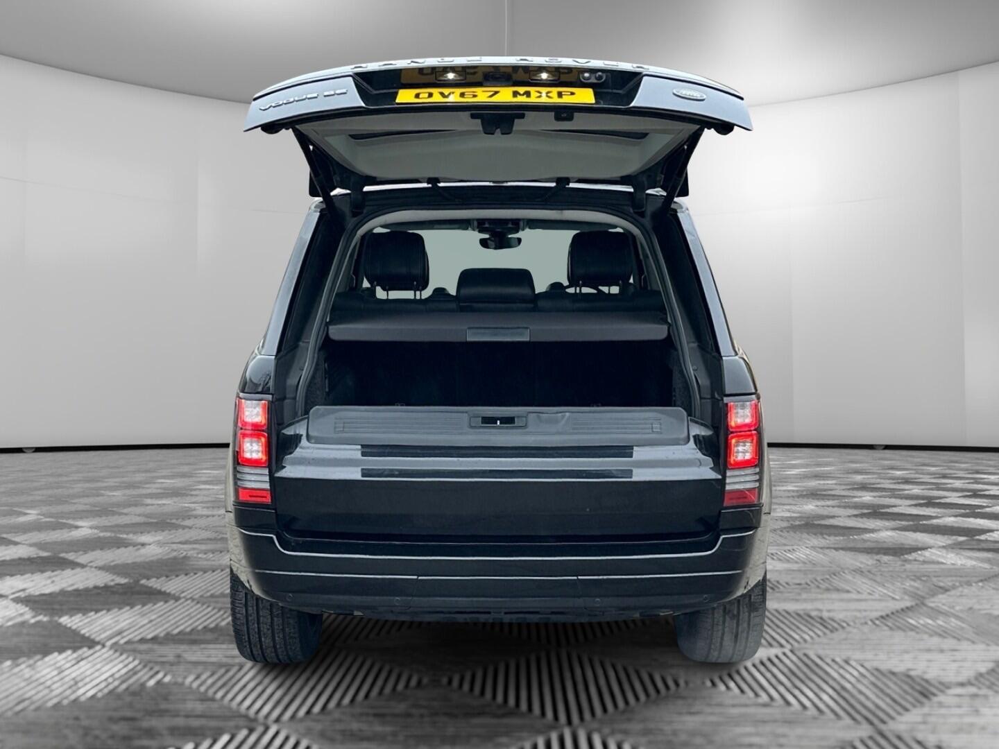 Used Land Rover Range Rover 2017 for sale - 77658046: Photo 10