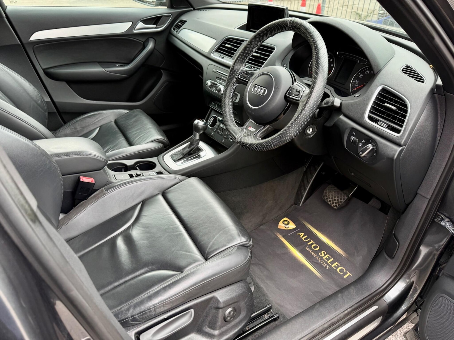 Used Audi Q3 2017 for sale - 76024845: Photo 14