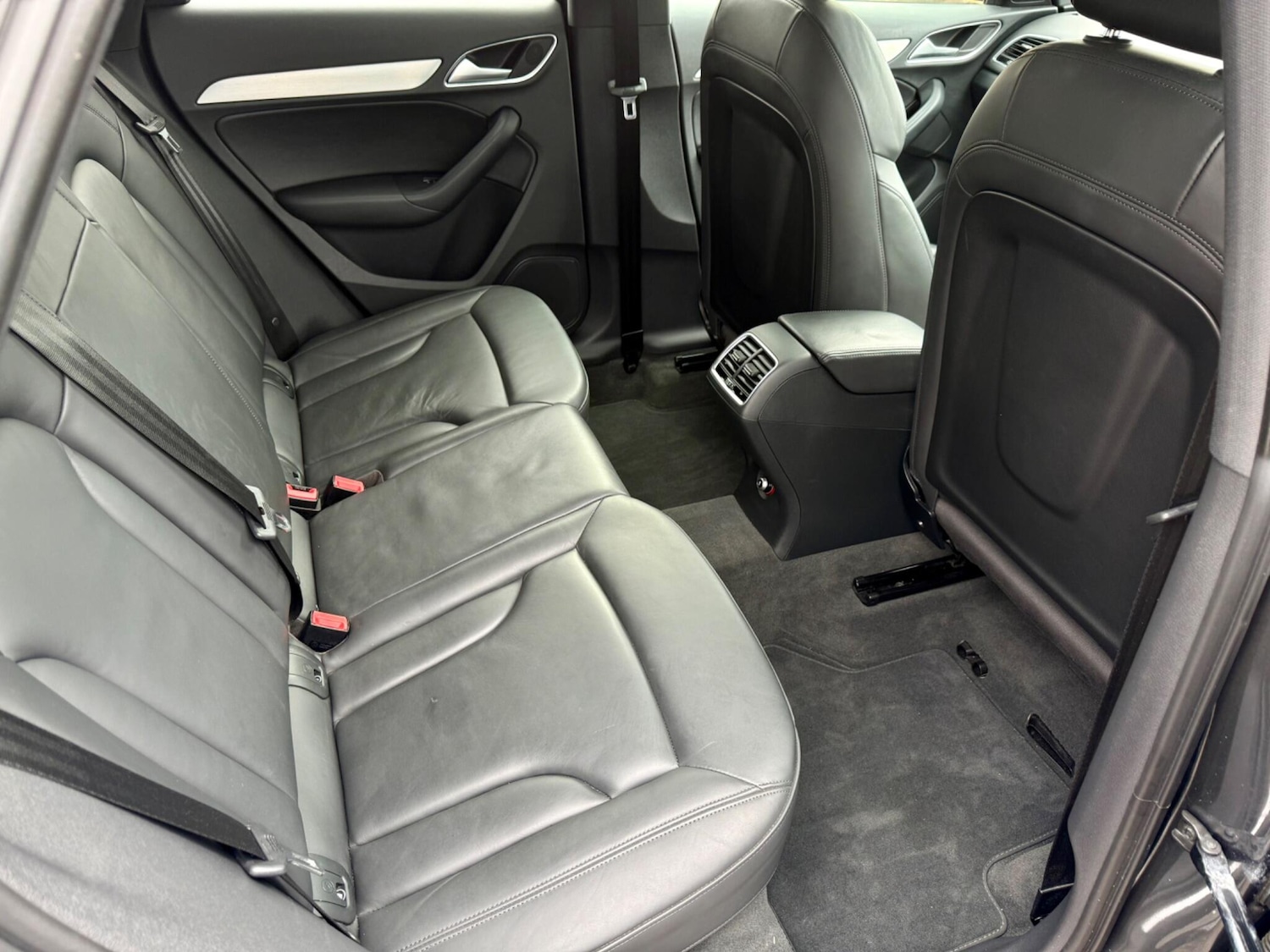 Used Audi Q3 2017 for sale - 76024845: Photo 30