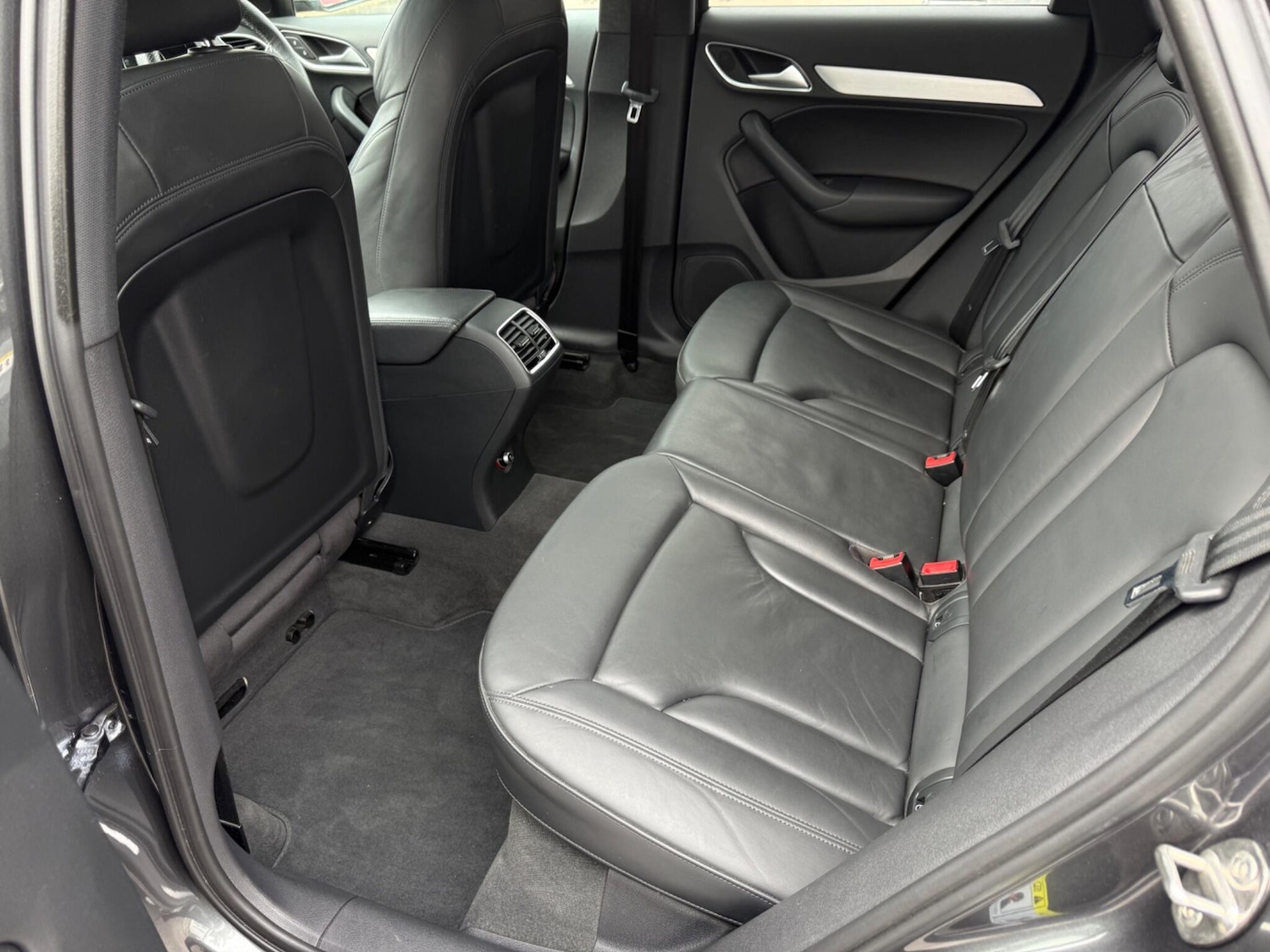 Used Audi Q3 2017 for sale - 76024845: Photo 31