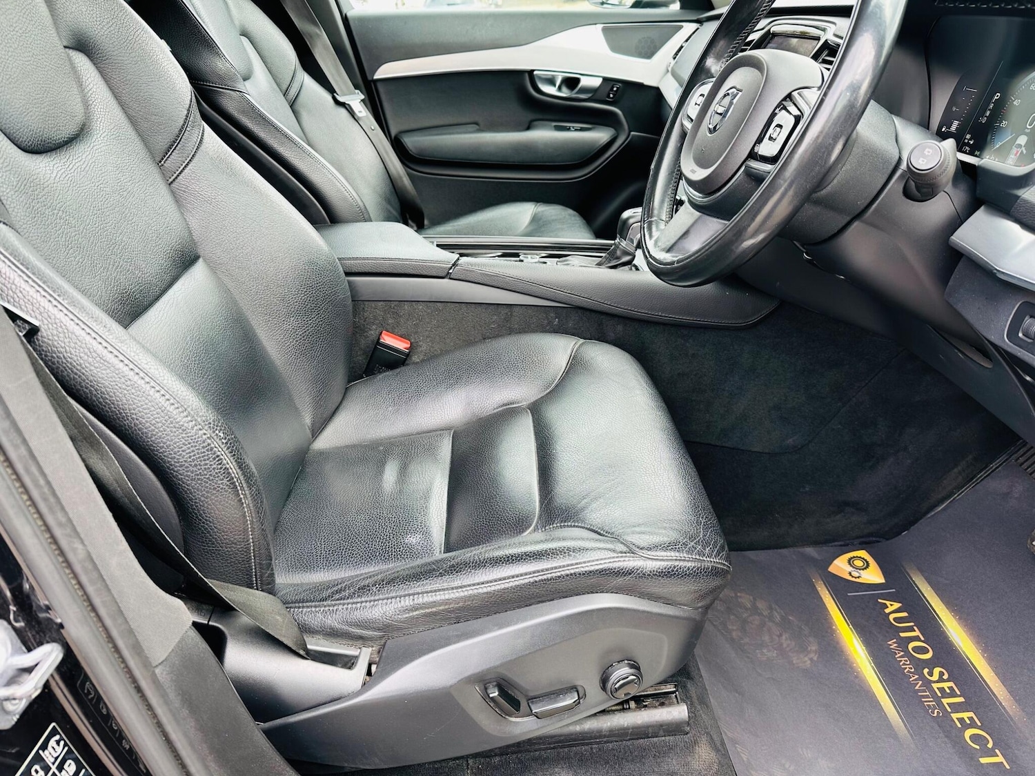 Used Volvo XC90 2016 for sale - 77456577: Photo 12