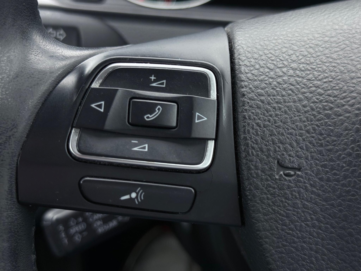 Used Volkswagen Passat 2014 for sale - 75954287: Photo 24