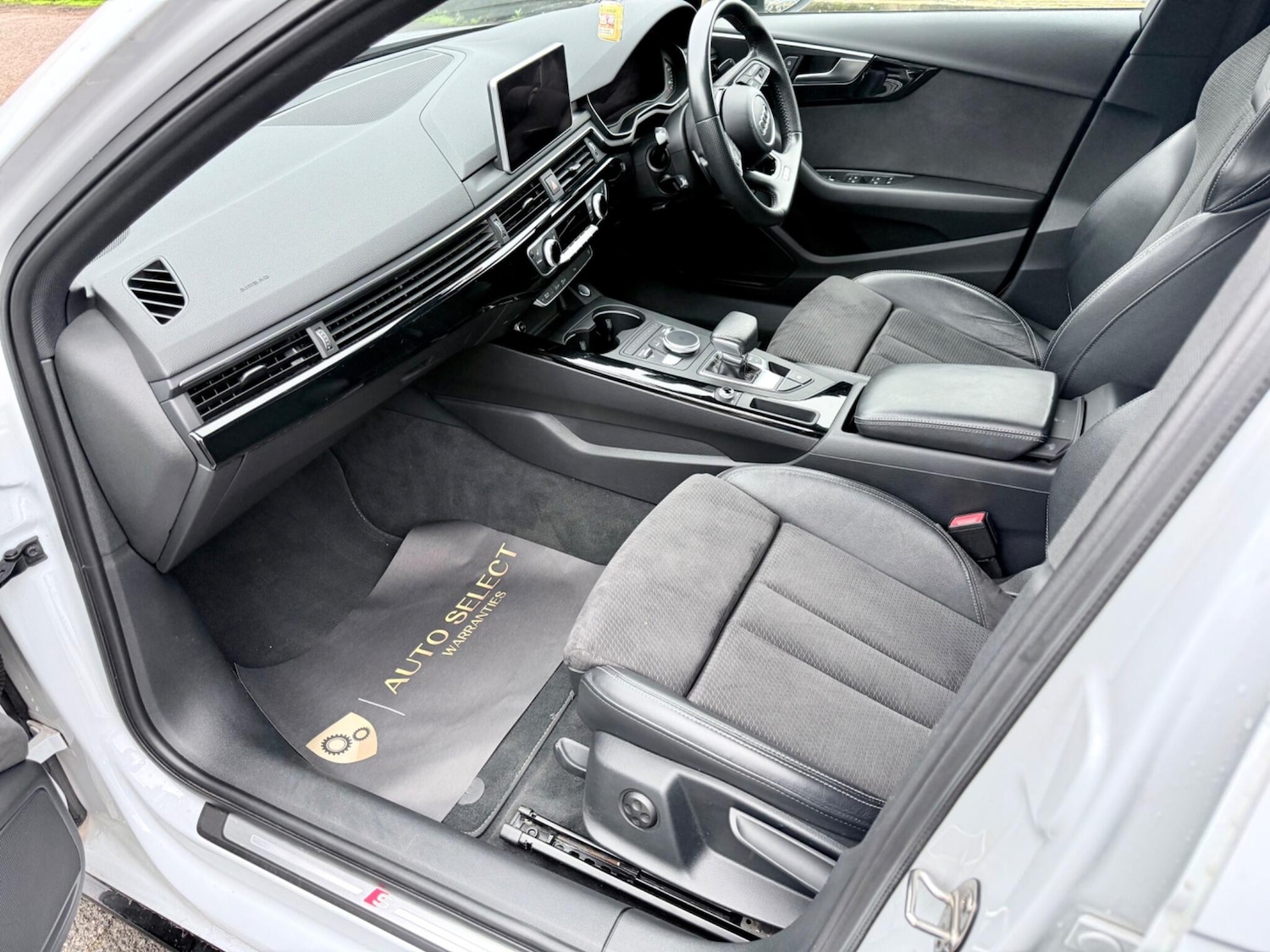 Used Audi A4 2017 for sale - 77794300: Photo 15