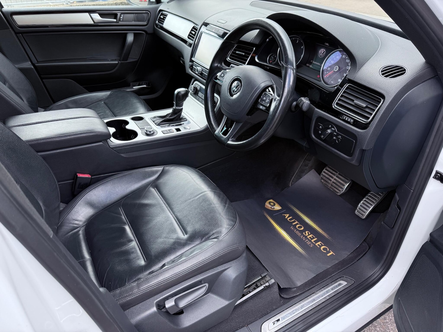 Used Volkswagen Touareg 2014 for sale - 77120560: Photo 11