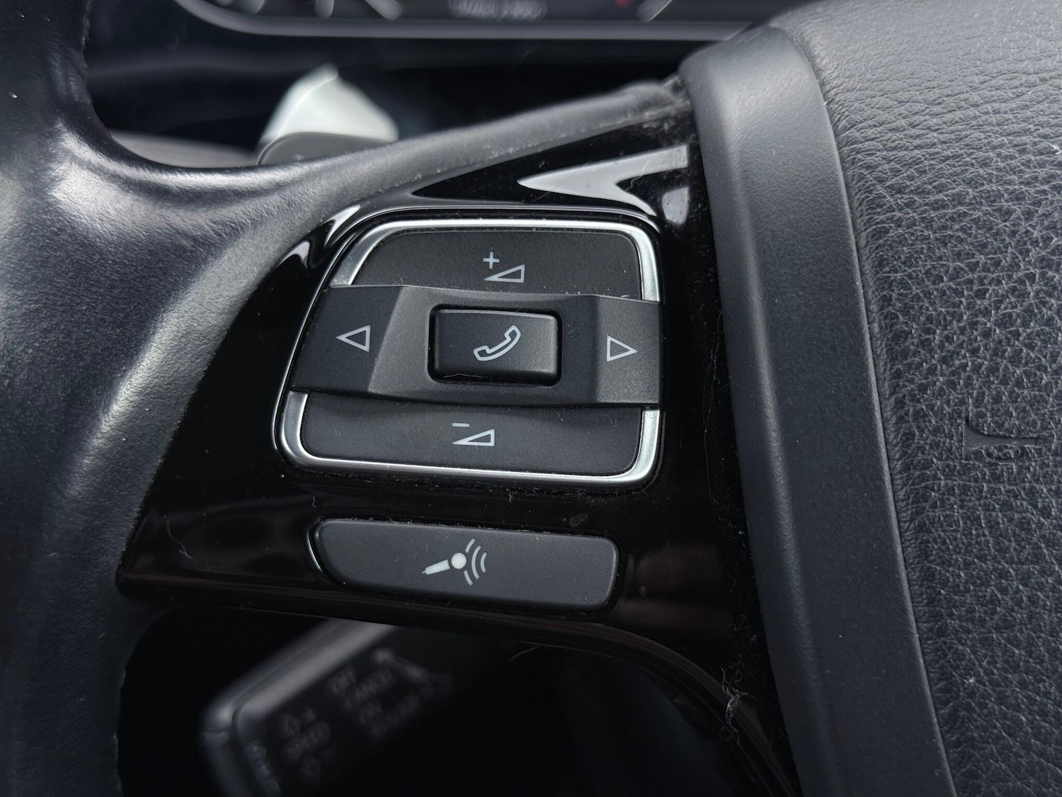 Used Volkswagen Touareg 2014 for sale - 77120560: Photo 21