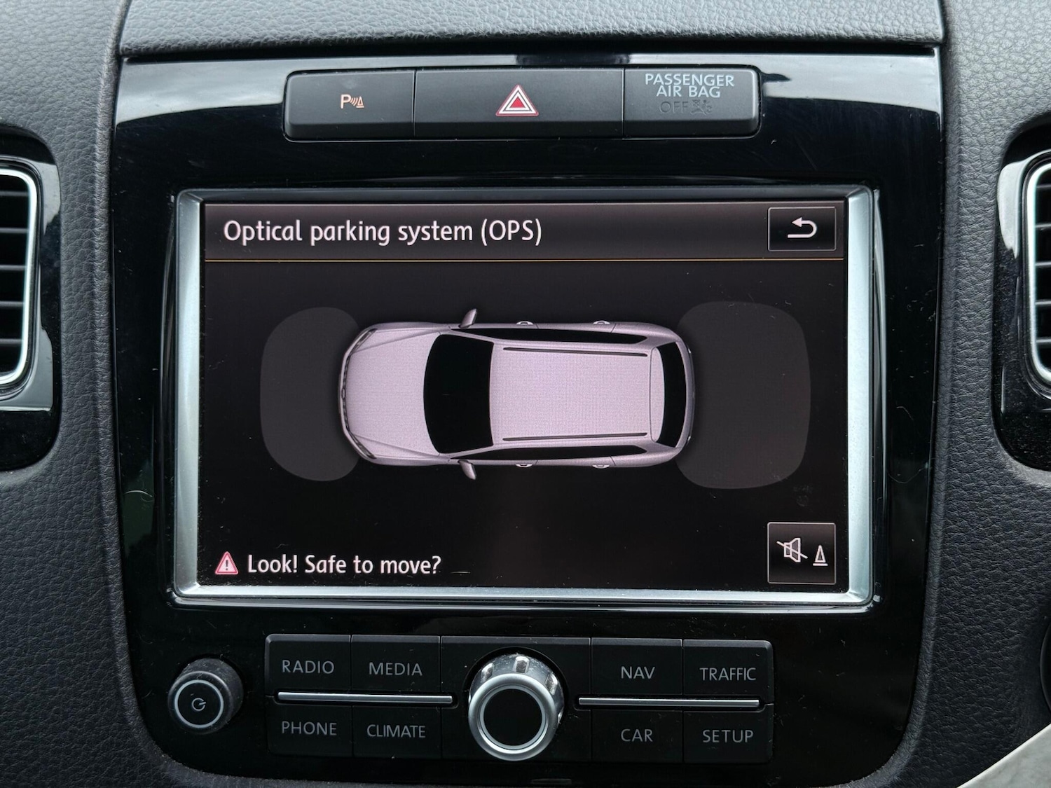 Used Volkswagen Touareg 2014 for sale - 77120560: Photo 26