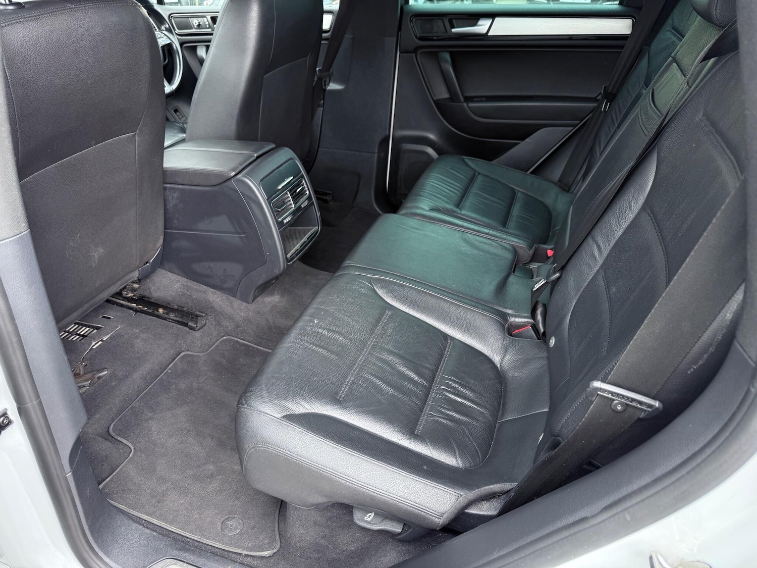 Used Volkswagen Touareg 2014 for sale - 77120560: Photo 32