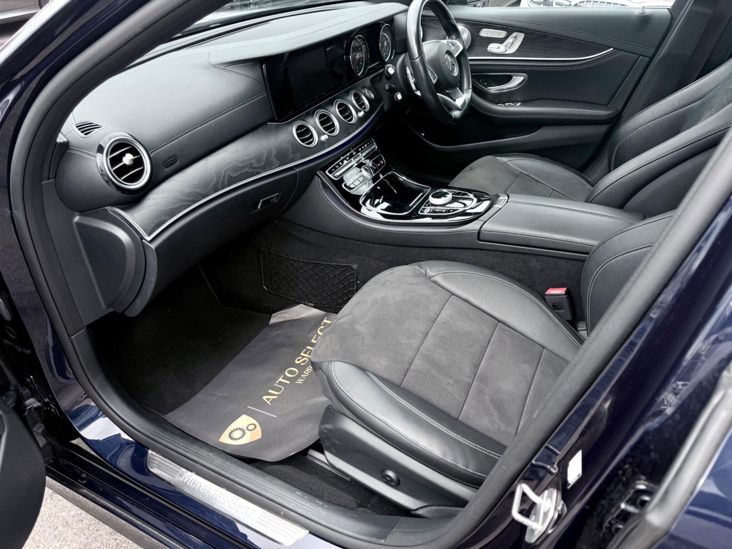 Used Mercedes-Benz E Class for sale - 78184262: Photo 13