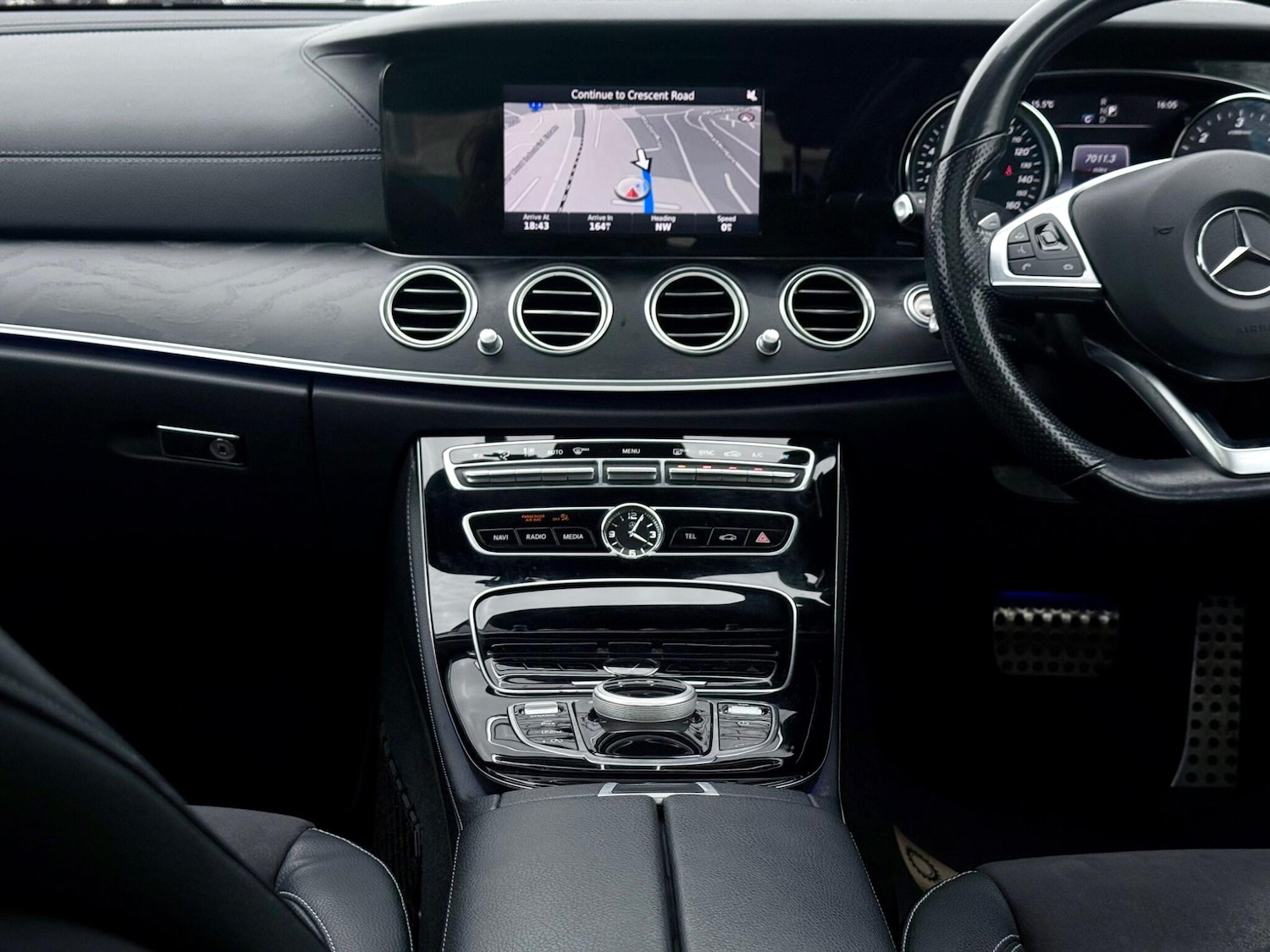 Used Mercedes-Benz E Class for sale - 78184262: Photo 18