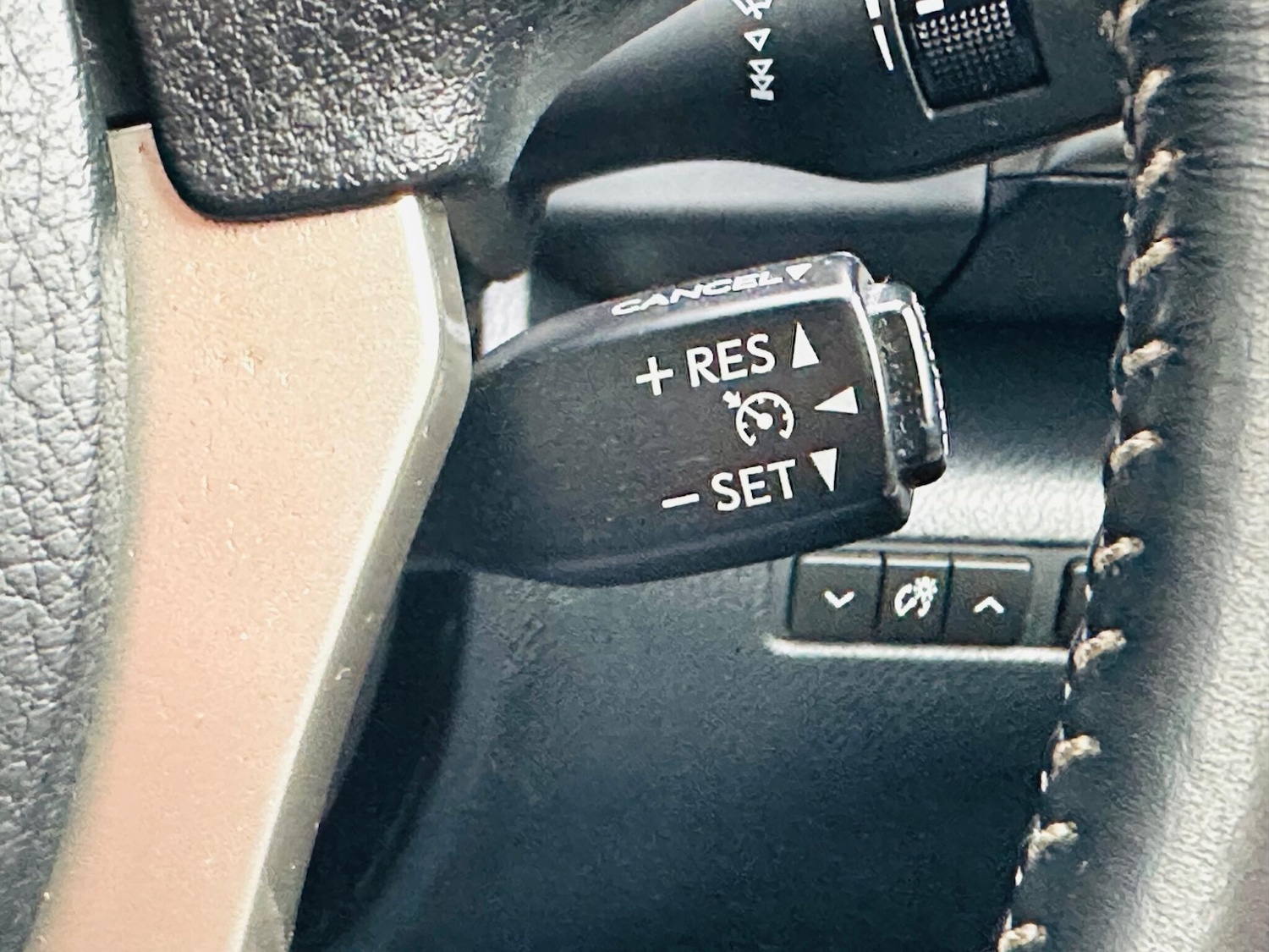 Used Lexus IS 2015 for sale - 77387652: Photo 27