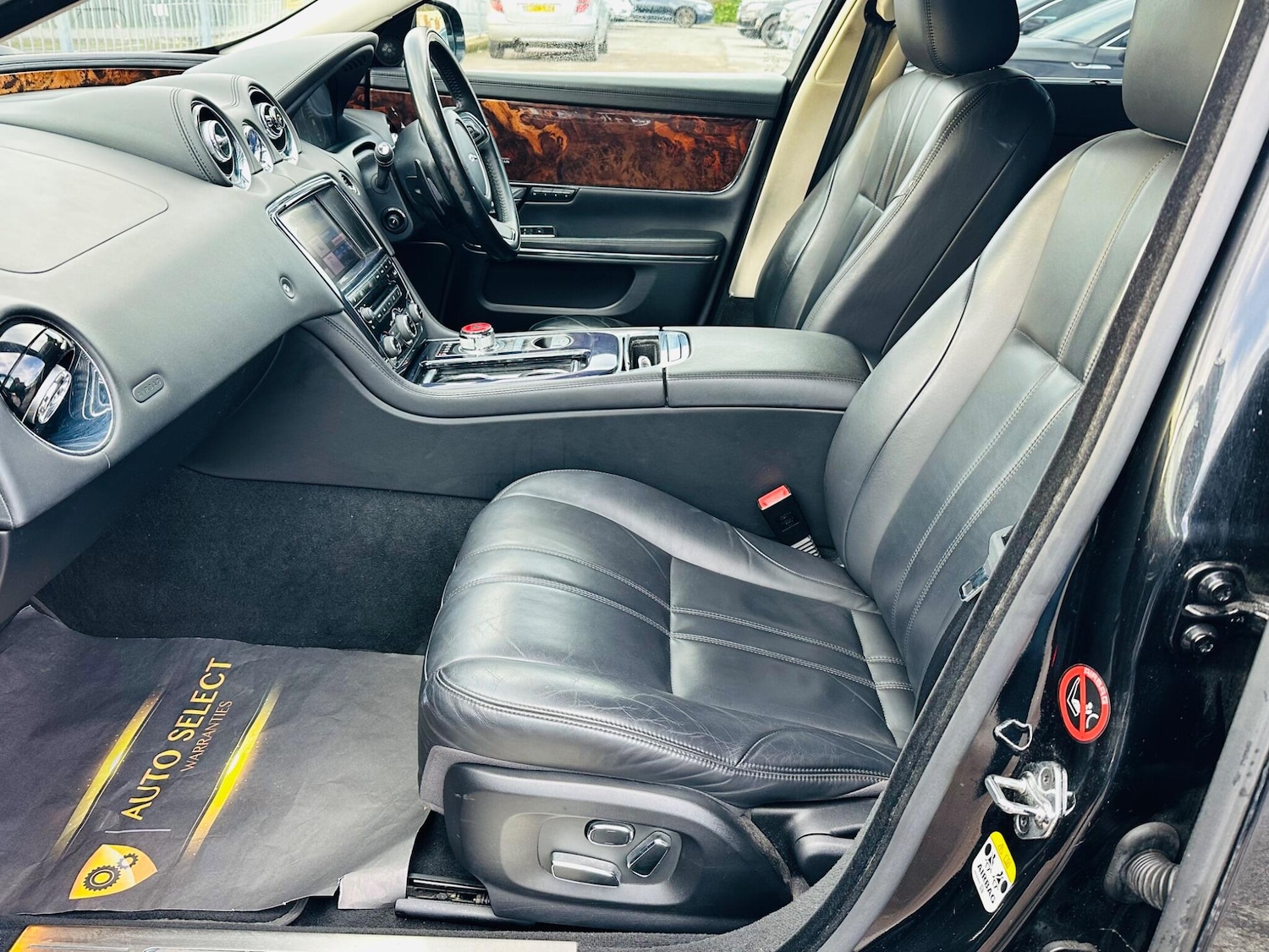 Used Jaguar XJ 2012 for sale - 77387558: Photo 13