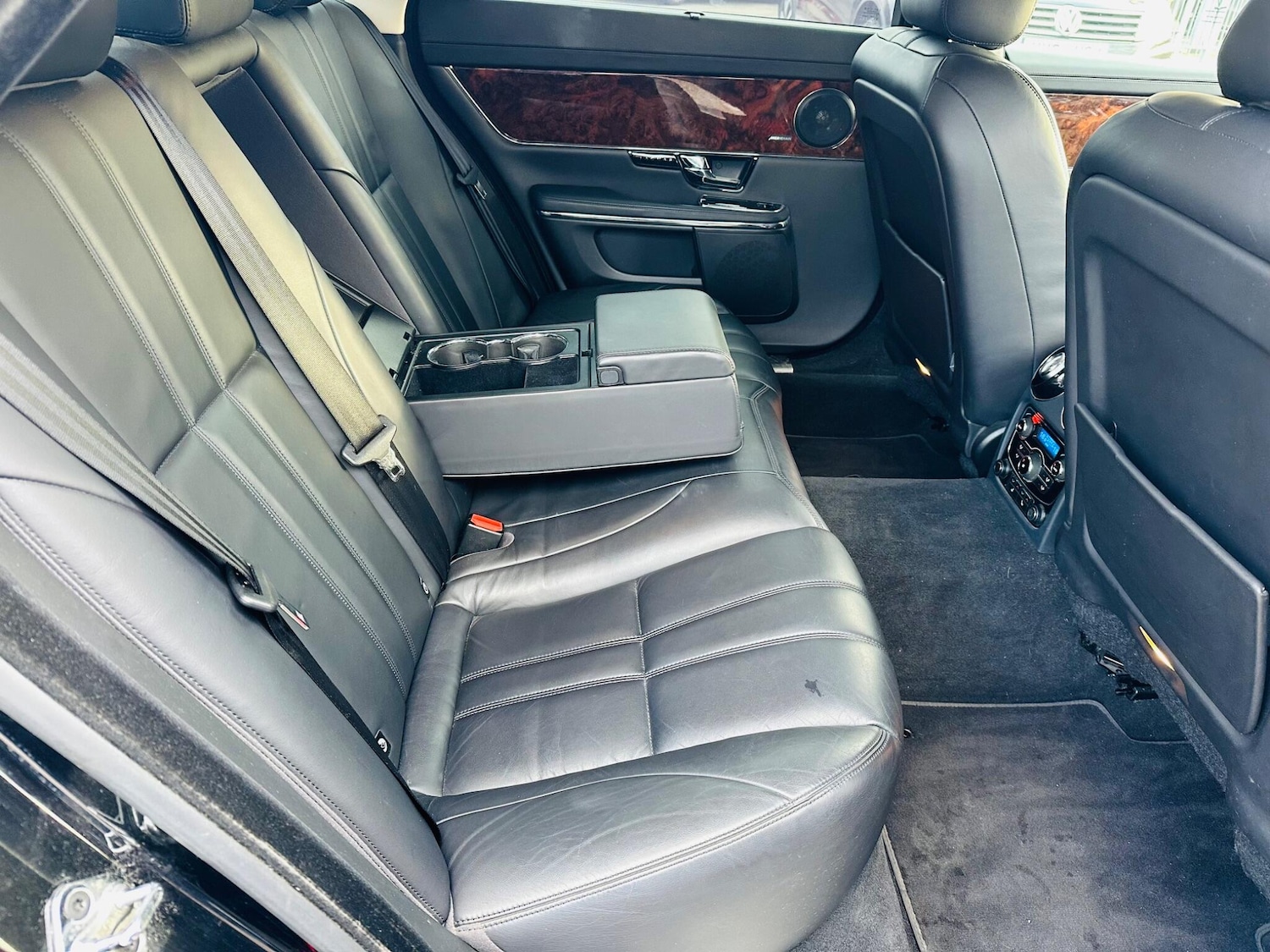 Used Jaguar XJ 2012 for sale - 77387558: Photo 31