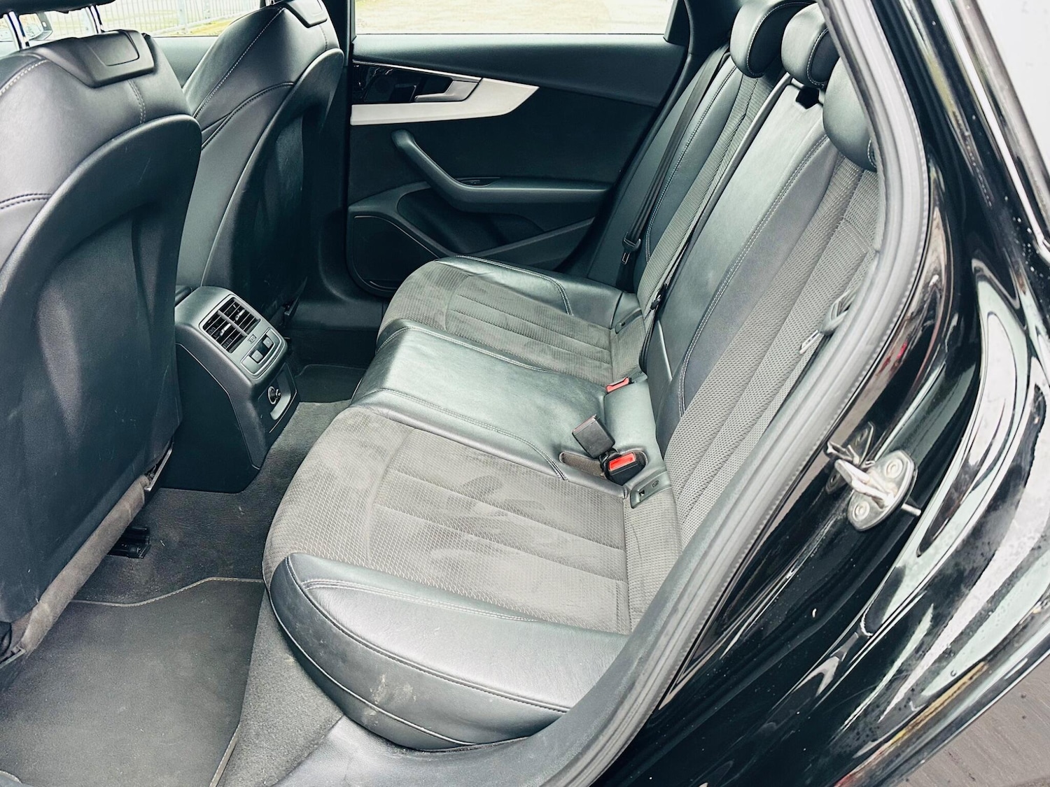 Used Audi A4 Avant for sale - 77215671: Photo 32