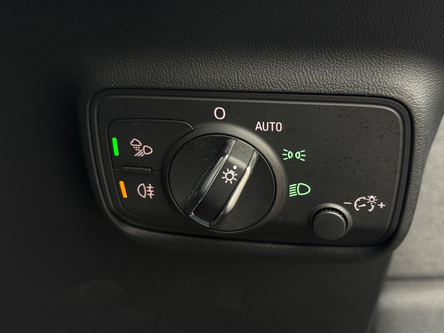 Used Audi TT 2015 for sale - 76327020: Photo 26