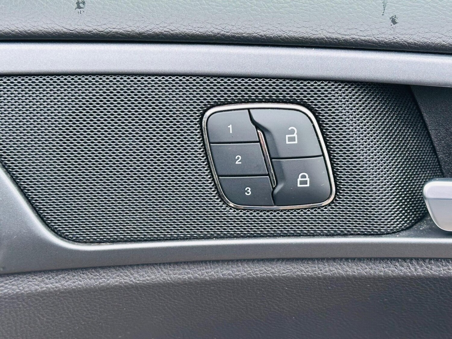 Used Ford Mondeo 2018 for sale - 78058496: Photo 35