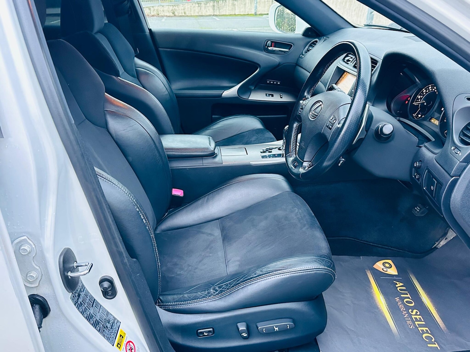 Used Lexus IS 2010 for sale - 77214825: Photo 11