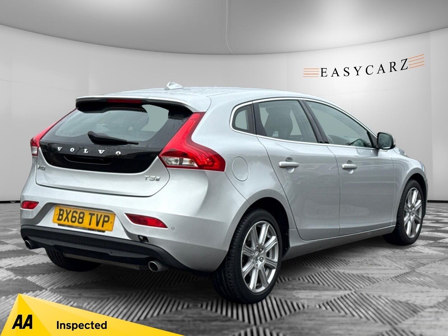 Used Volvo V40 2018 for sale - 76295370: Photo 7