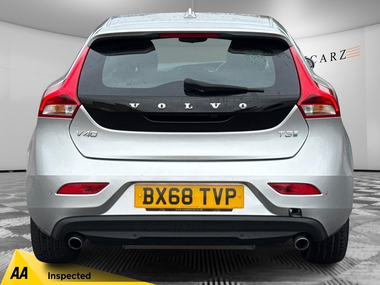 Used Volvo V40 2018 for sale - 76295370: Photo 9