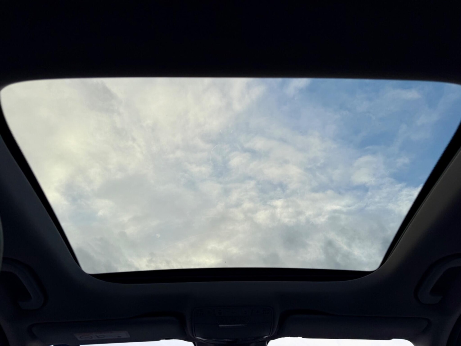 Used Mercedes-Benz E Class 2017 for sale - 76866399: Photo 30