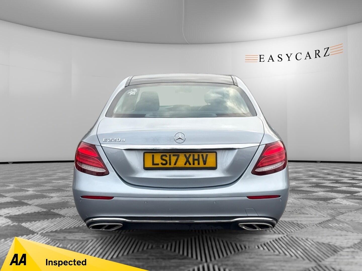 Used Mercedes-Benz E Class 2017 for sale - 76866399: Photo 9