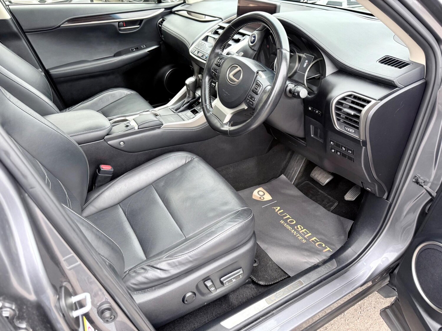 Used Lexus NX 2018 for sale - 77783910: Photo 12