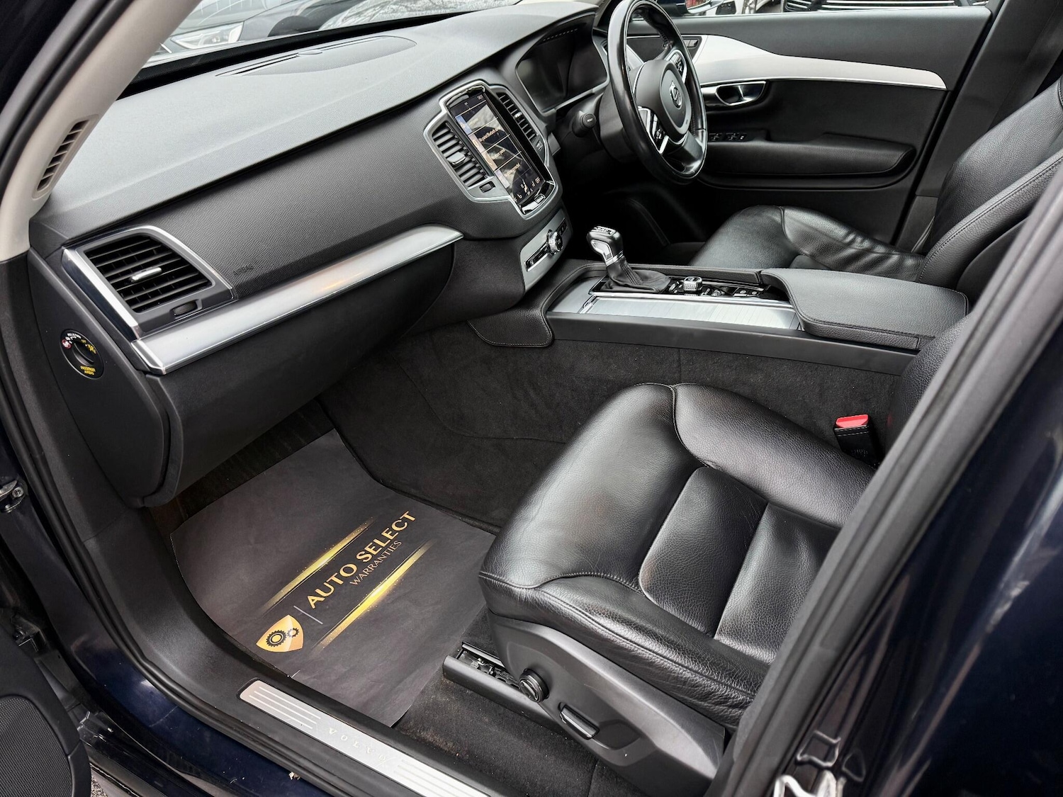 Used Volvo XC90 2017 for sale - 77074604: Photo 13