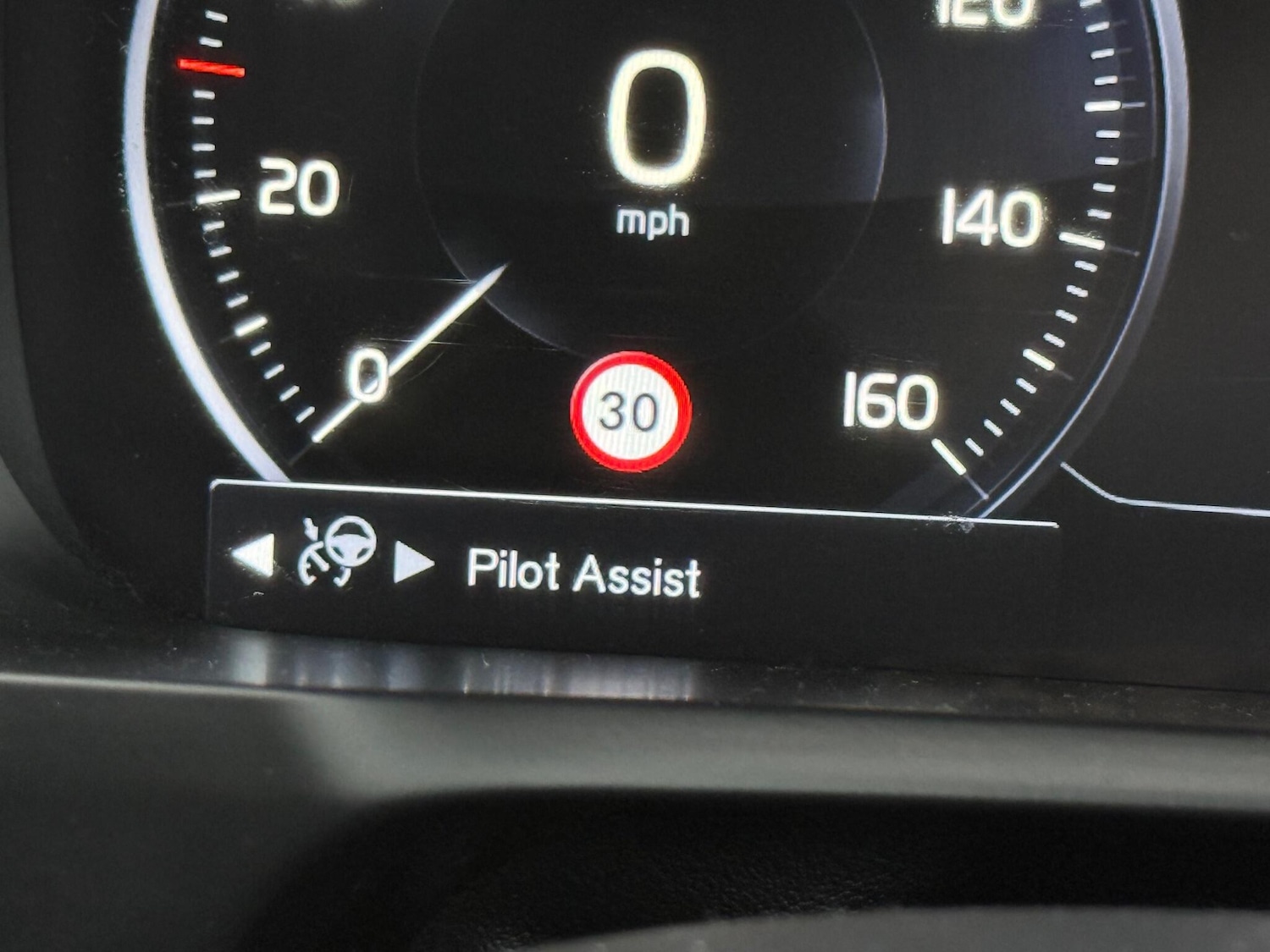 Used Volvo XC90 2017 for sale - 77074604: Photo 24