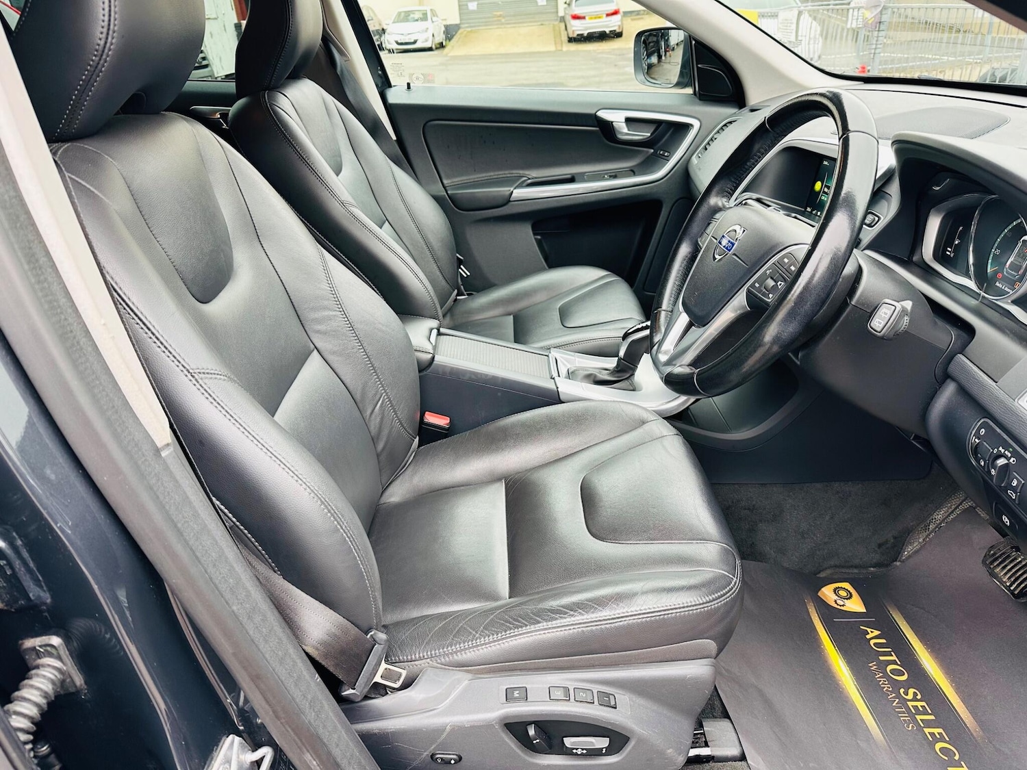 Used Volvo XC60 2016 for sale - 77144531: Photo 12